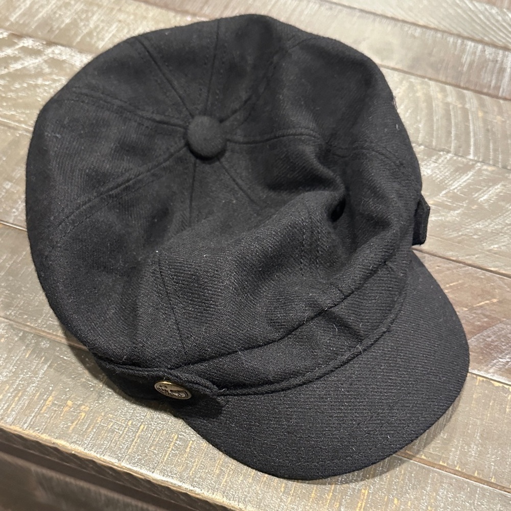 Juicy Couture Black Women's Newsboy Cap
